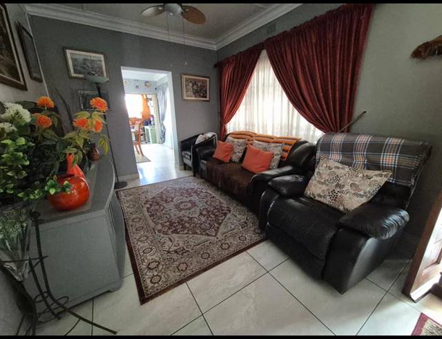 3 BEDROOM HOUSE FOR SALE IN LINMEYER